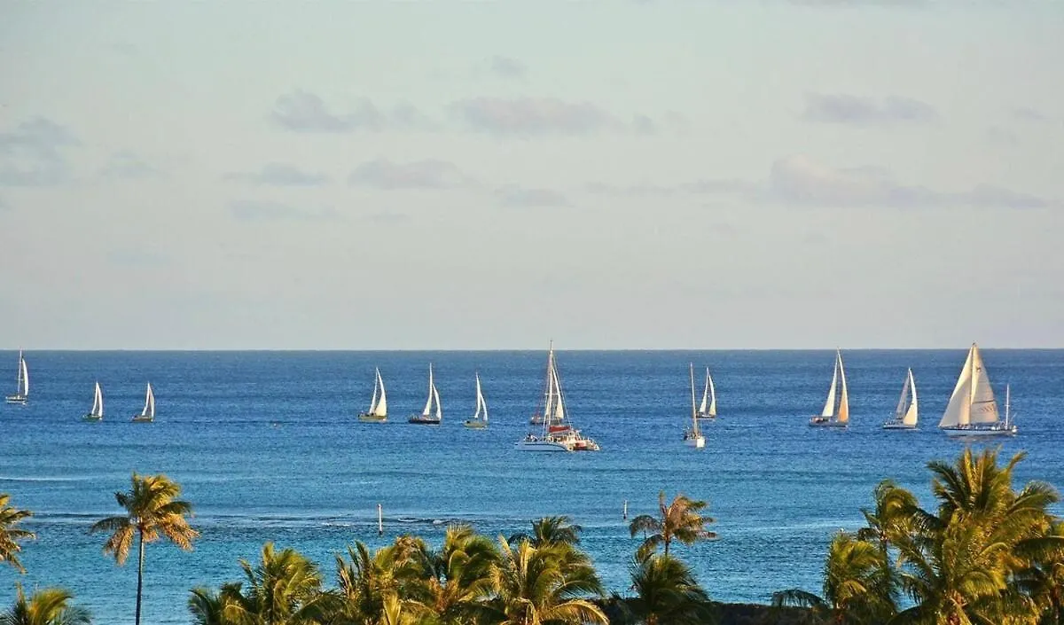 Waikiki Studio With Parking!!! Honolulu